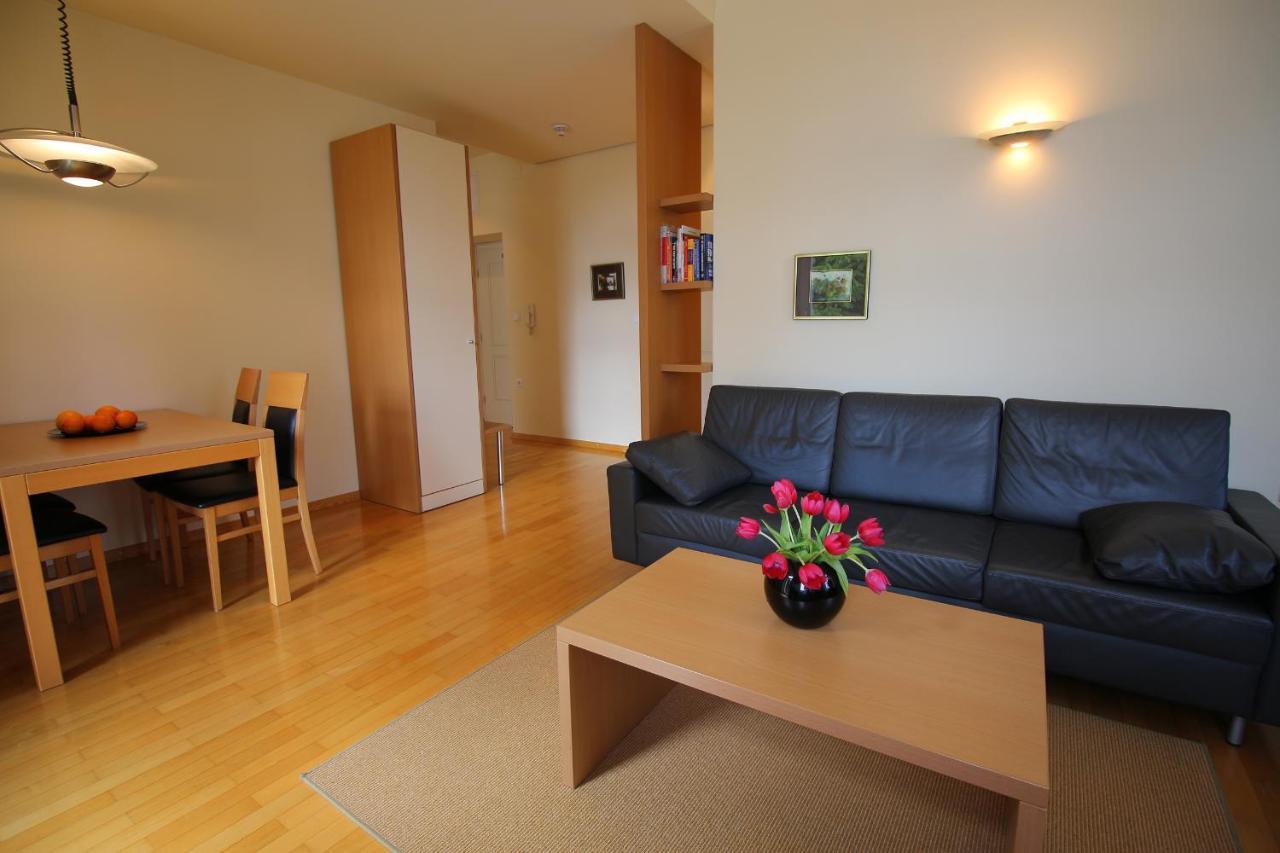 Apartments Villa Boltez Kranj Exterior photo